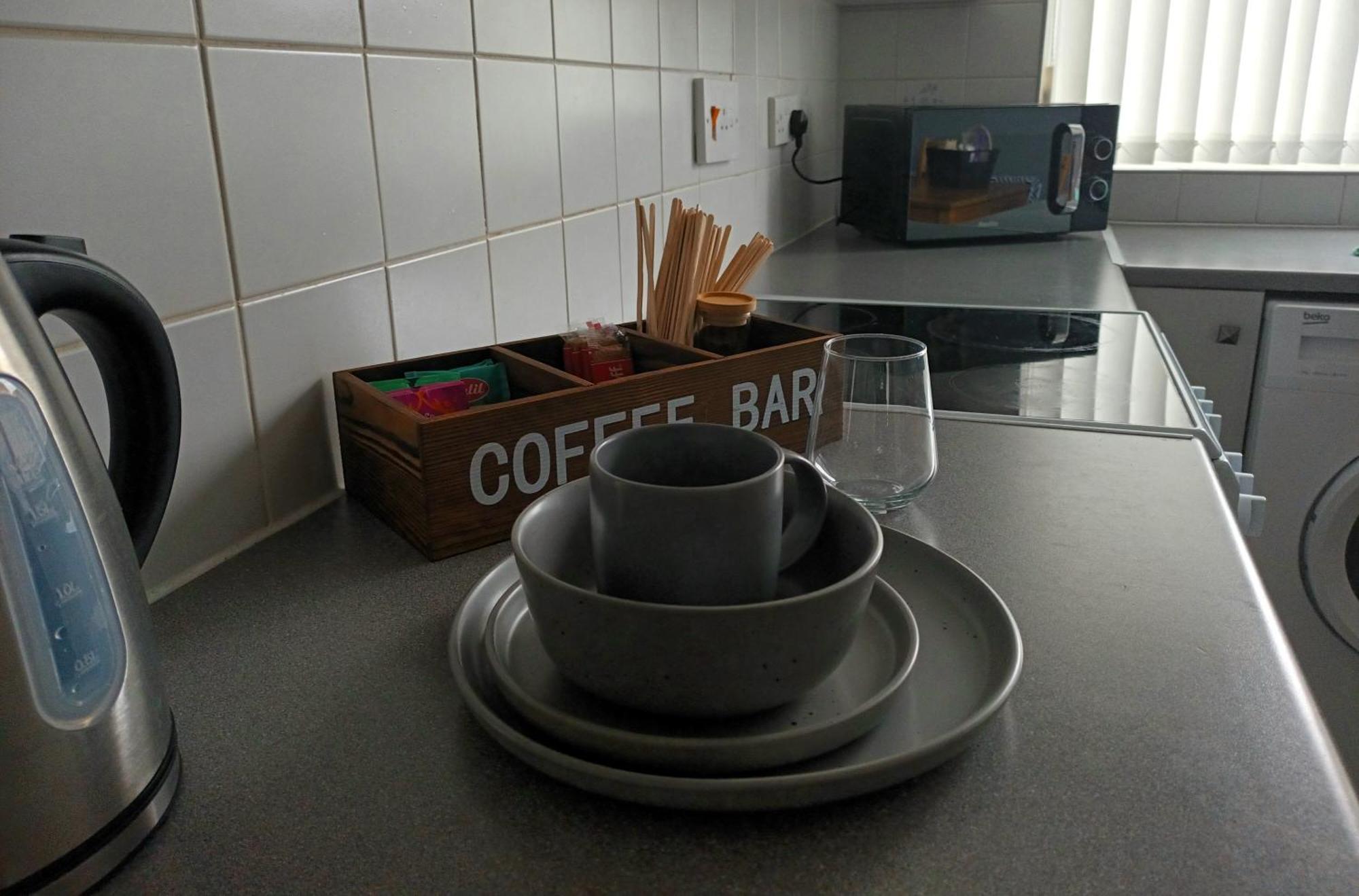 2 Bed Apartment ホワイトフィールド エクステリア 写真